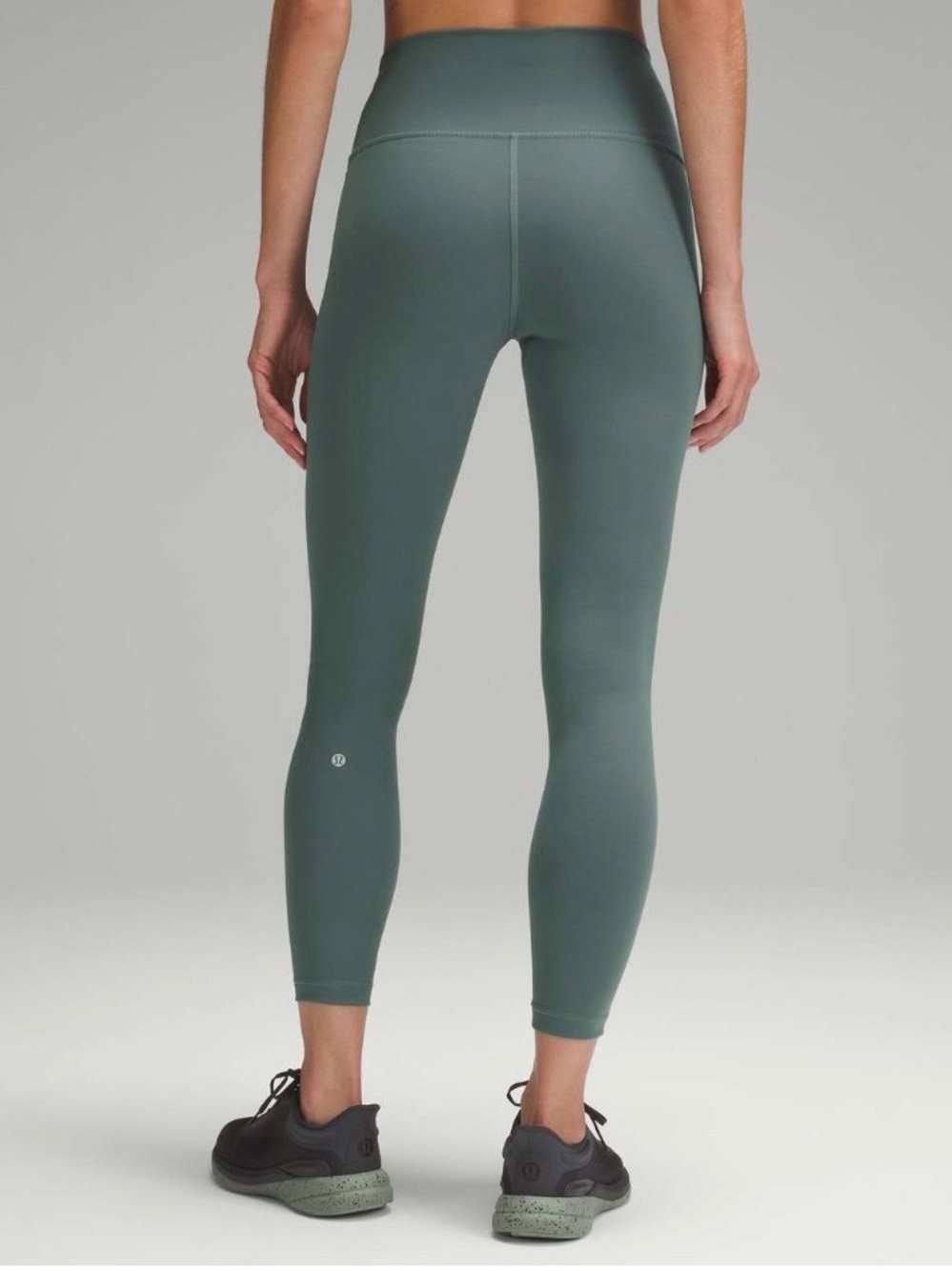Lululemon Wunder Train High-Rise Tight 25” , size 0